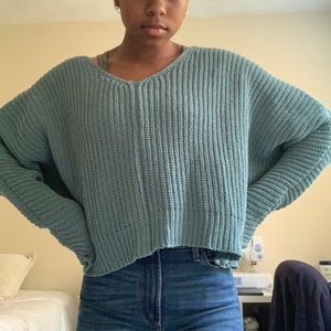 super soft small tillys green sweater.